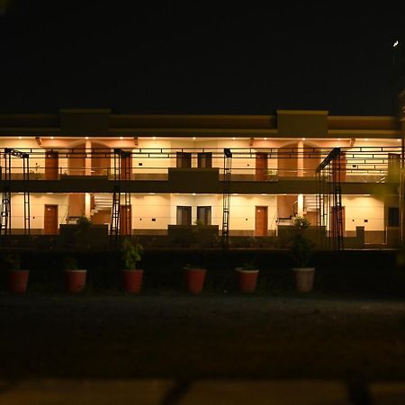 Krishnam Resort Jabalpur Bagian luar foto